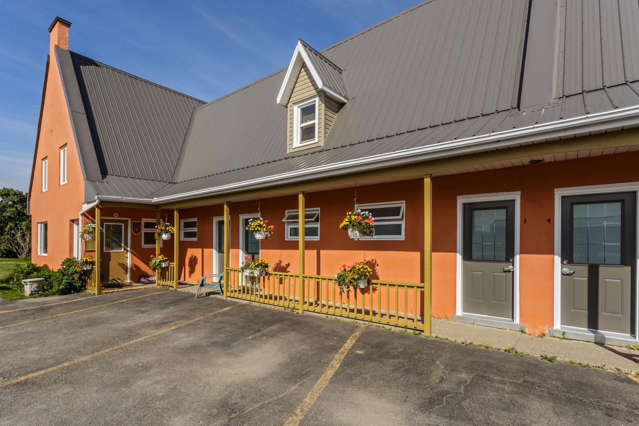Auberge De L'Anse Rivière-du-Loup المظهر الخارجي الصورة