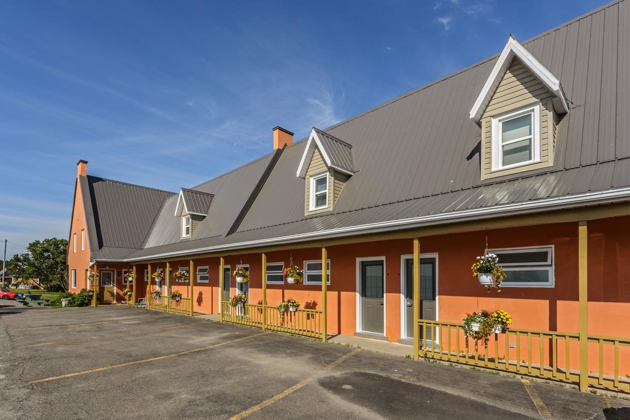 Auberge De L'Anse Rivière-du-Loup المظهر الخارجي الصورة